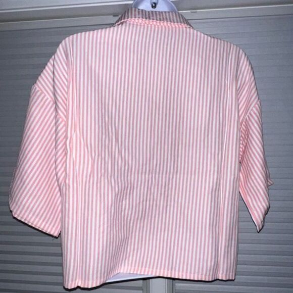 Daisy Street Pinstripe Bowling Shirt With Embroidered Fruit Slice on Pocket - Picture 2 of 8